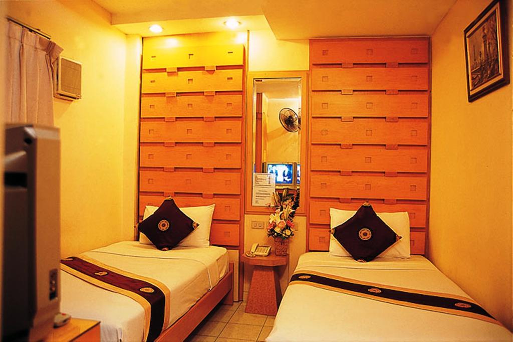 Sam'S Lodge Bangkok Exterior foto